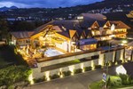 Отель Hotel Löwenhof Отель Hotel Löwenhof
