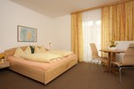 Отель Hotel Villa Flora Отель Hotel Villa Flora