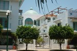 Отель Hotel Plaza Delphinus Отель Hotel Plaza Delphinus