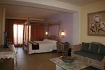 Отель El Cortijo de Zahara Отель El Cortijo de Zahara