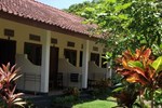 Гостевой дом Indah Homestay Гостевой дом Indah Homestay