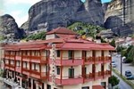 Отель Hotel Famissi Отель Hotel Famissi