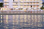 Отель Hotel Sabbia D'oro Отель Hotel Sabbia D'oro