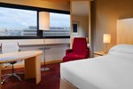 Отель Sheraton Frankfurt Airport Hotel & Conference Center Отель Sheraton Frankfurt Airport Hotel & Conference Center