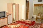Отель Hotel Konark Отель Hotel Konark