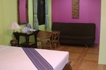 Отель Chez Charly Bungalow Отель Chez Charly Bungalow
