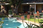 Отель Gateway Country Lodge Отель Gateway Country Lodge