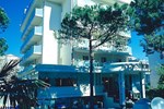 Отель Hotel Alexander Отель Hotel Alexander