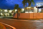 Отель Tropicana Motel Отель Tropicana Motel
