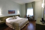 Отель Hotel Santacroce Meeting Отель Hotel Santacroce Meeting