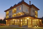 Отель Kamilite Family Hotel Отель Kamilite Family Hotel