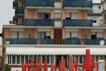 Отель Hotel Souvenir Отель Hotel Souvenir