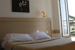 Отель Hôtel La Flore Отель Hôtel La Flore