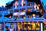 Отель Hotel Garni Zerzer Отель Hotel Garni Zerzer