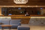 Отель Hotel Slovenska Plaza 4 Отель Hotel Slovenska Plaza 4