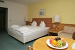 Отель Hotel Burgenland Отель Hotel Burgenland