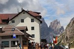 Отель Hotel Col di Lana Отель Hotel Col di Lana