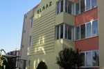 Отель Hotel Elmaz Отель Hotel Elmaz