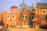 Отель Disney's Hotel Cheyenne Отель Disney's Hotel Cheyenne