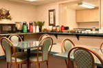 Отель Days Inn and Suites Selma Отель Days Inn and Suites Selma