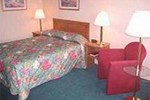 Отель Knights Inn New Philadelphia Отель Knights Inn New Philadelphia