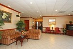 Отель Quality Inn & Suites Отель Quality Inn & Suites