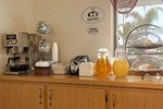 Отель Super 8 Motel Отель Super 8 Motel