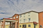 Отель Super 8 Motel Отель Super 8 Motel