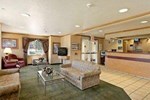 Отель Super 8 Pride Midvale Midvalley Salt Lake City Area Отель Super 8 Pride Midvale Midvalley Salt Lake City Area