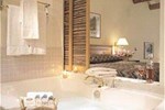 Отель The Pines Resort Отель The Pines Resort