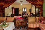 Отель Riad Oussagou Отель Riad Oussagou