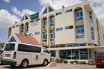 Отель Airport West Hotel Отель Airport West Hotel