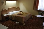 Отель Hotel Yurdaer Отель Hotel Yurdaer