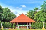 Отель Sappraiwan Grand Hotel and Resort Отель Sappraiwan Grand Hotel and Resort