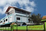 Гостевой дом Ban Khun Ning Si Chang Resort Гостевой дом Ban Khun Ning Si Chang Resort