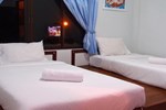 Гостевой дом Khaolak Traveller Lodge Гостевой дом Khaolak Traveller Lodge