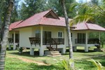 Отель Pranee Beach Bungalows Отель Pranee Beach Bungalows