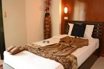 Отель Pohseen Tower Inn Отель Pohseen Tower Inn