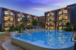 Отель Holiday Inn Express Phuket Patong Beach Central Отель Holiday Inn Express Phuket Patong Beach Central