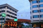 Отель The Majestic Hotel Sakon Nakhon Отель The Majestic Hotel Sakon Nakhon