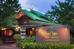 Отель Thai Thai Sukhothai Guesthouse Отель Thai Thai Sukhothai Guesthouse