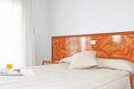 Отель Hotel Trabuco Отель Hotel Trabuco