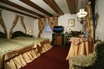 Апартаменты Hotel Gutenbergs Апартаменты Hotel Gutenbergs