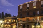Отель Historic Cary House Hotel Отель Historic Cary House Hotel