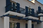 Отель Maneas Beach Hotel Отель Maneas Beach Hotel