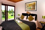 Отель Airport Game Lodge Отель Airport Game Lodge