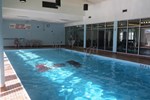 Отель Airlane Hotel and Conference Centre Отель Airlane Hotel and Conference Centre