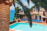 Отель Hotel Punta Est Отель Hotel Punta Est