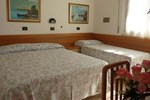 Отель Hotel Trianon Отель Hotel Trianon