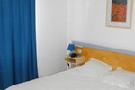 Отель 3B Hôtel de Bordeaux Отель 3B Hôtel de Bordeaux